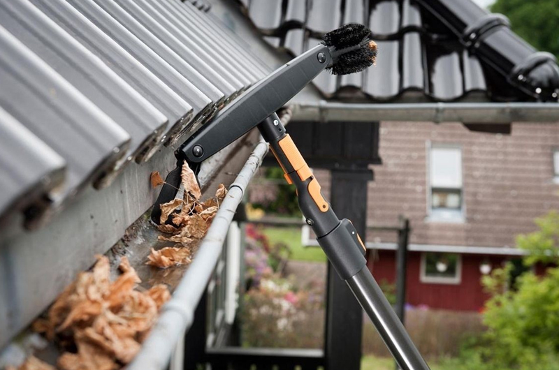 Gutter cleaning